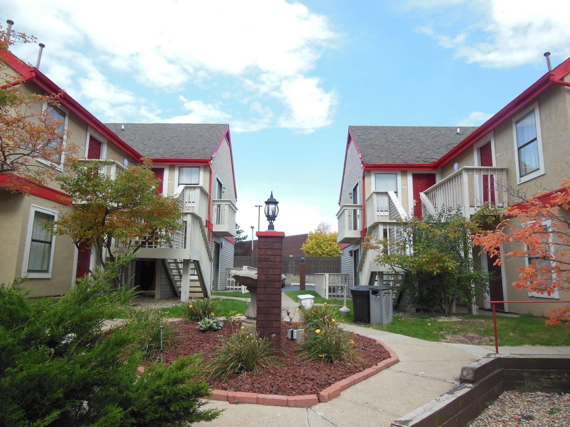 Affordable Suites Of America Grand Rapids Kentwood Exterior foto